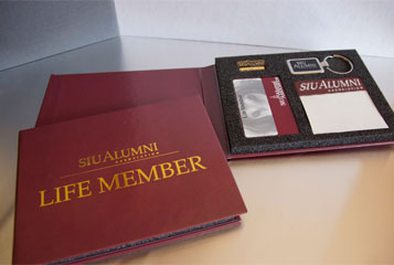 SIU Alumni Association Membership Box